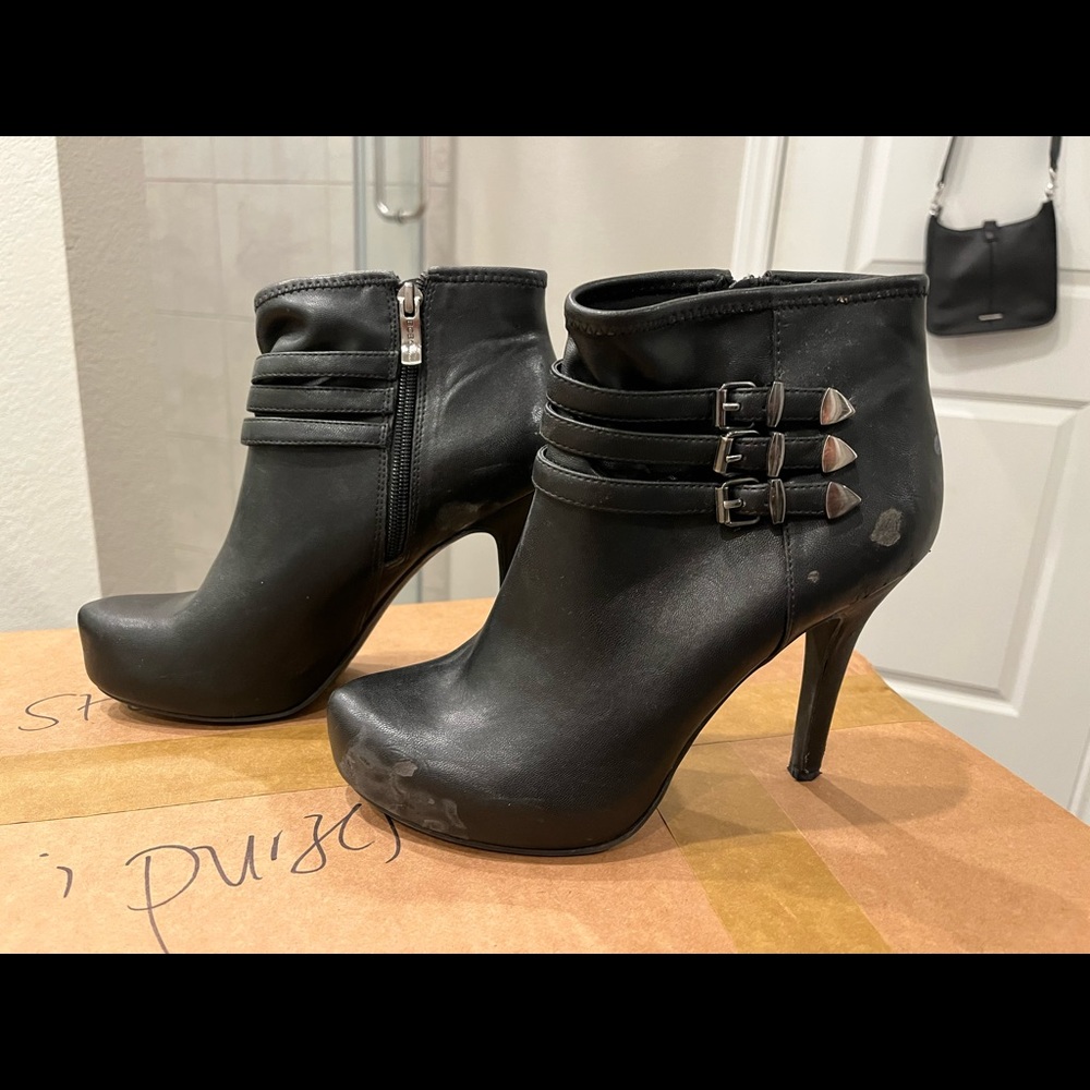BCBG Generation booties